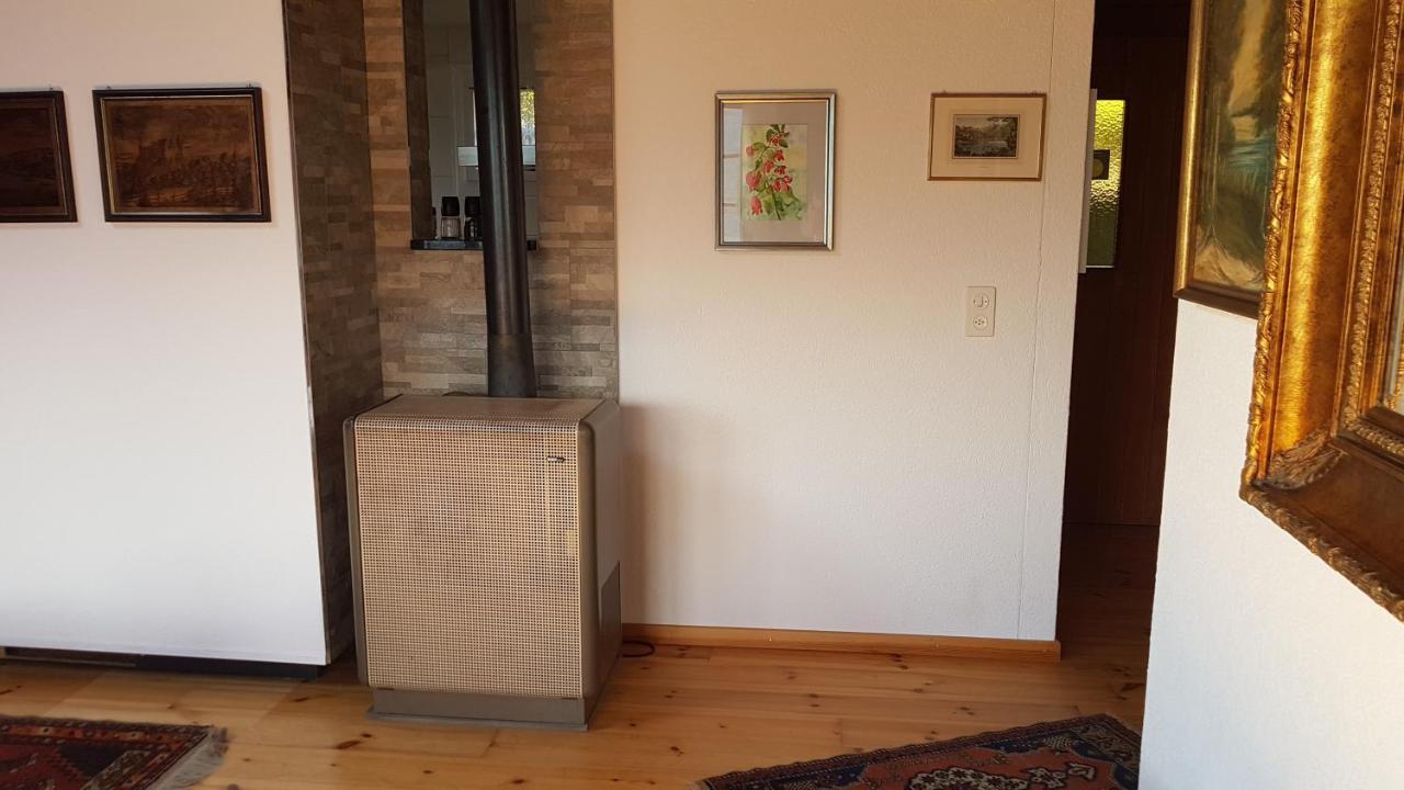 Traumhaftes Chalet Mit Seesicht Krattigen Exteriör bild