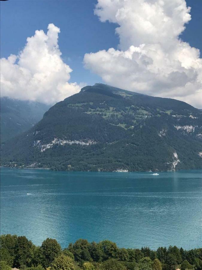Traumhaftes Chalet Mit Seesicht Krattigen Exteriör bild